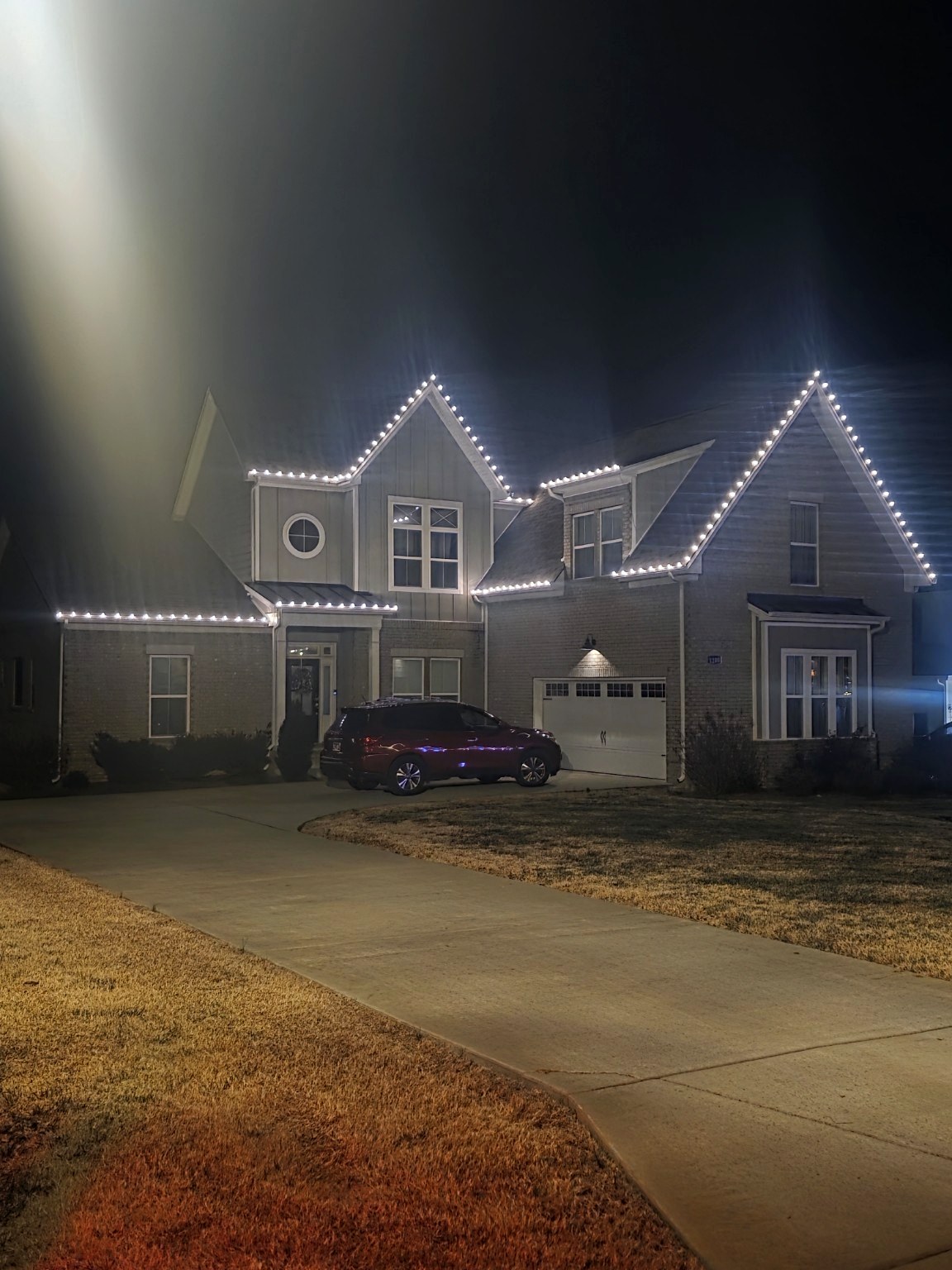Holiday lighting project by Tennessee Twinkle Co.